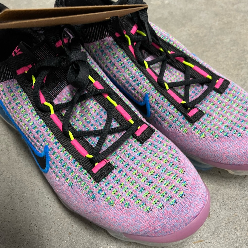 COPY - Nike women’s VaporMax 2021 multi color nwt